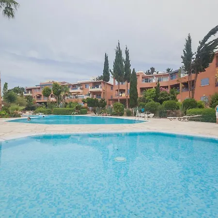 2 Beds Pool View Apt In Paradise Garden 3, Kato Appartement