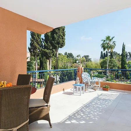 2 Beds Pool View Apt In Paradise Garden 3, Kato Apartment