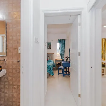 Appartement 2 Beds Pool View Apt In Paradise Garden 3, Kato *