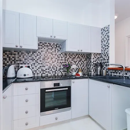 Appartement 2 Beds Pool View Apt In Paradise Garden 3, Kato Paphos
